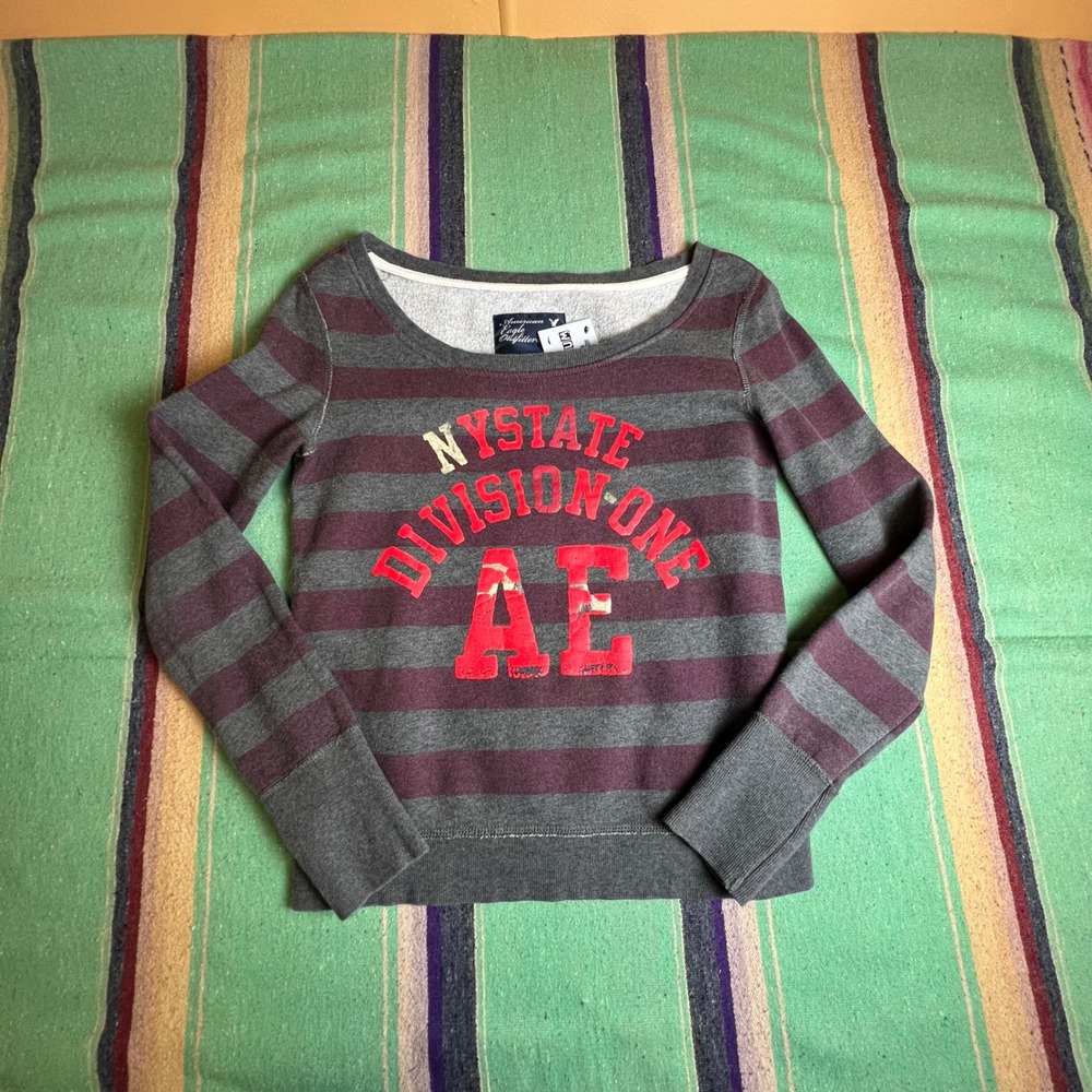 American Eagle Sweatshirt Womens XS Grey Burgundy Striped NY Graphic Pullover